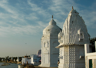 Bateshwar Tample